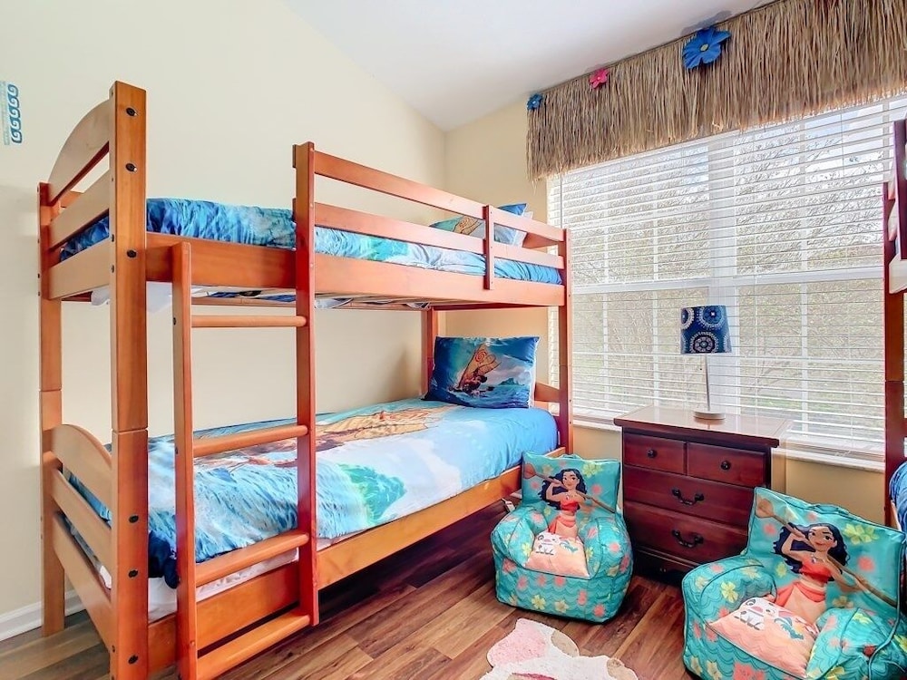 Themed 3-Bedroom Townhome w/Private Pool Near Disney - Windsor Palms 3 Townhouse