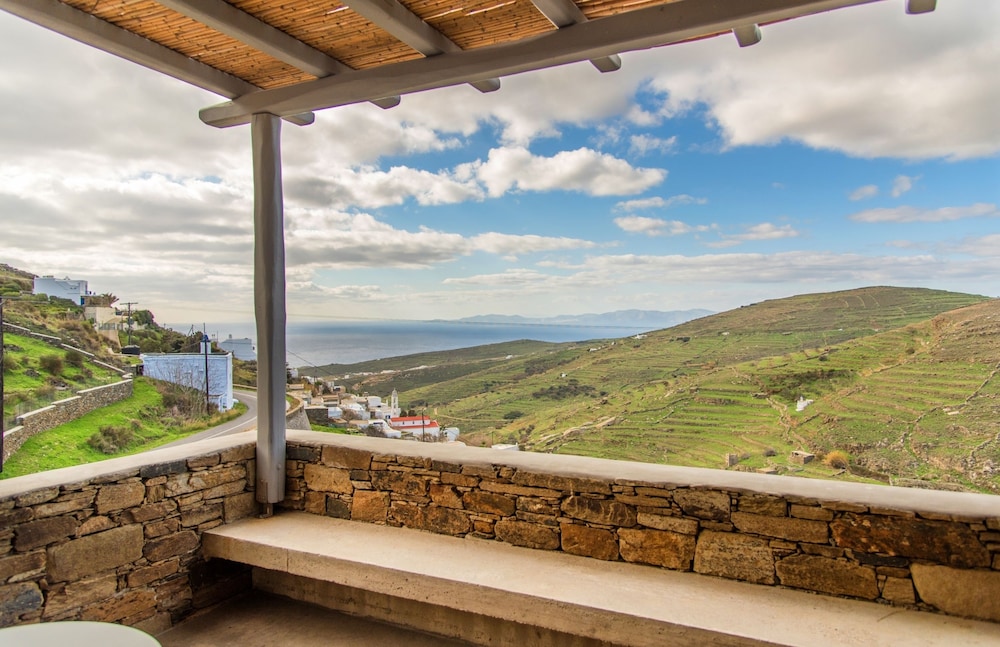 Tinos Pegion House