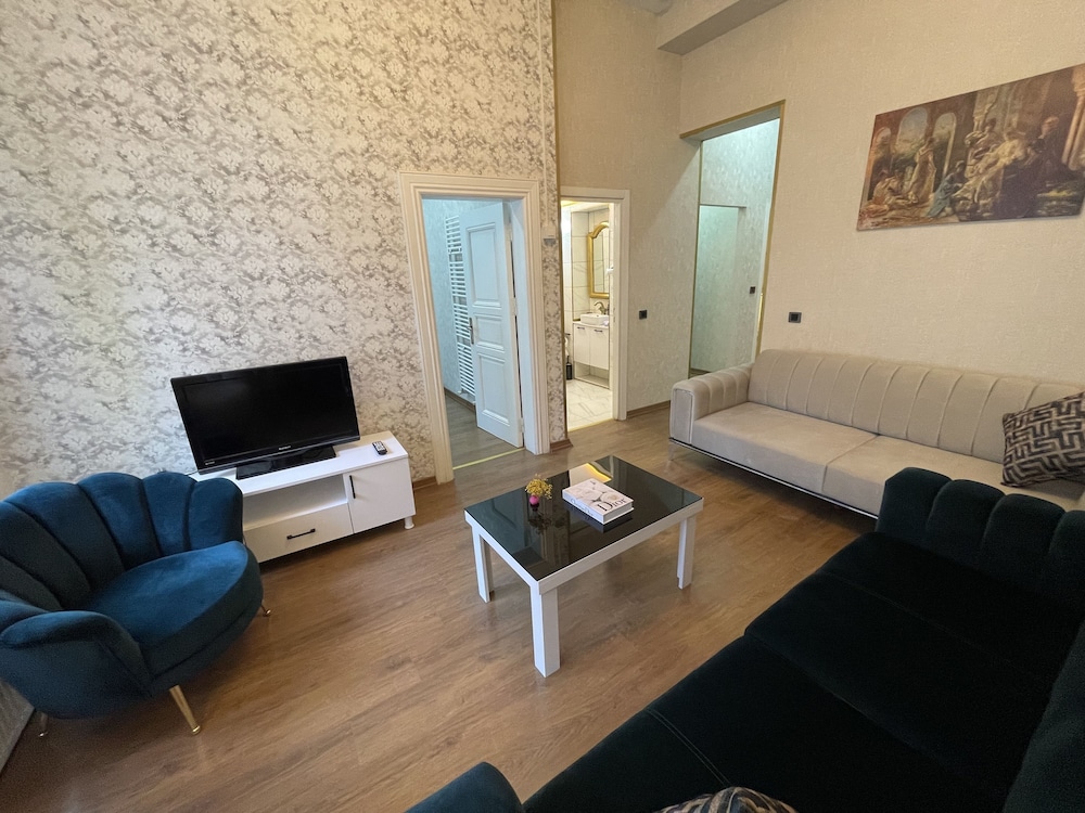 Moda Suit - Image 88