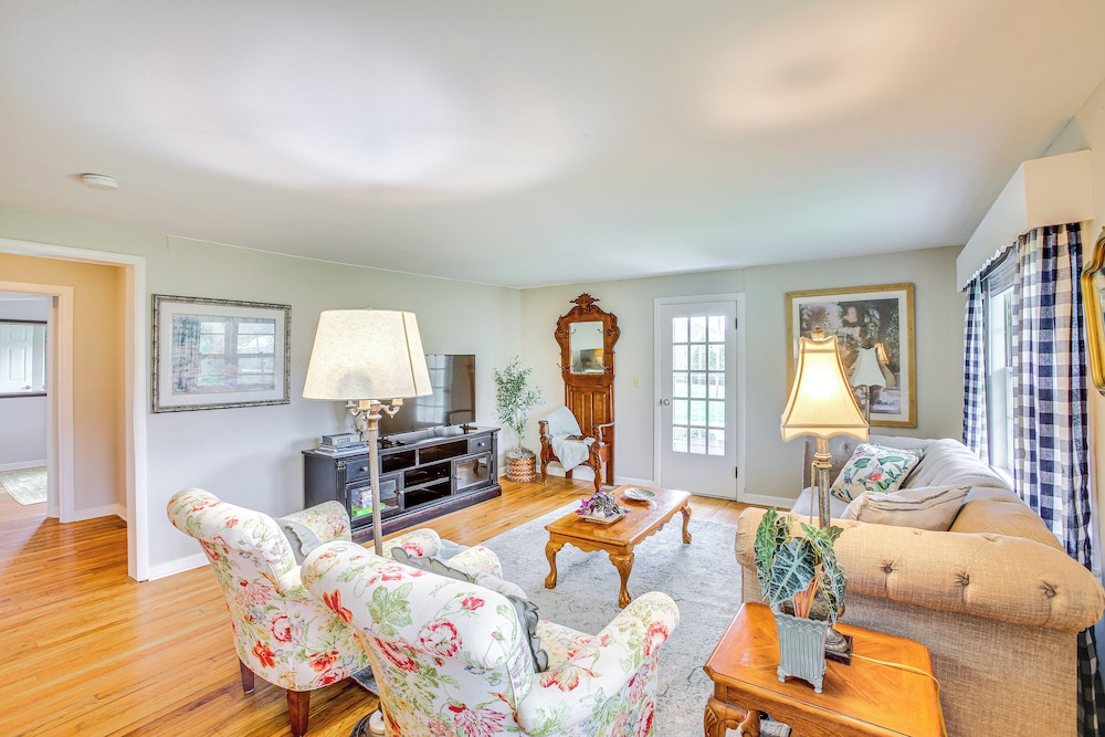 4 Mi to Dtwn: Goodlettsville Getaway w/ Yard