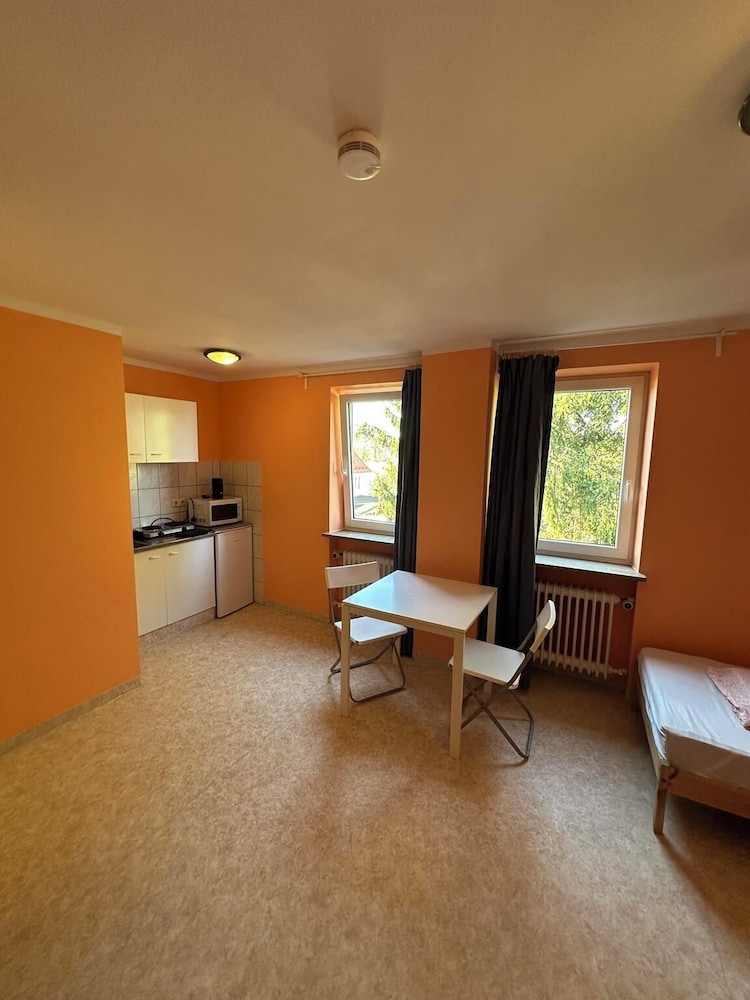 2-Rent Group Hostel Apartments HAN53