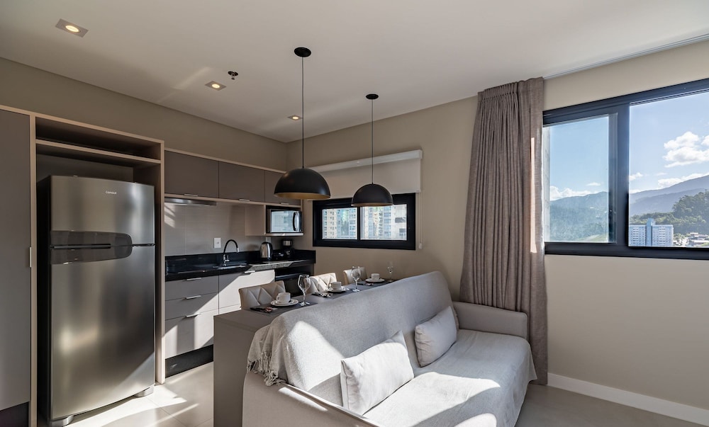 MHF III Apts Variados a 280m da Praia em Itapema