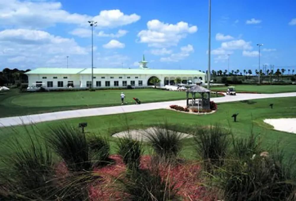 2 Room PGA Village Golf Villa Suite by Clubhouse view 3