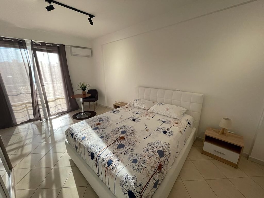 Sunny Apartment