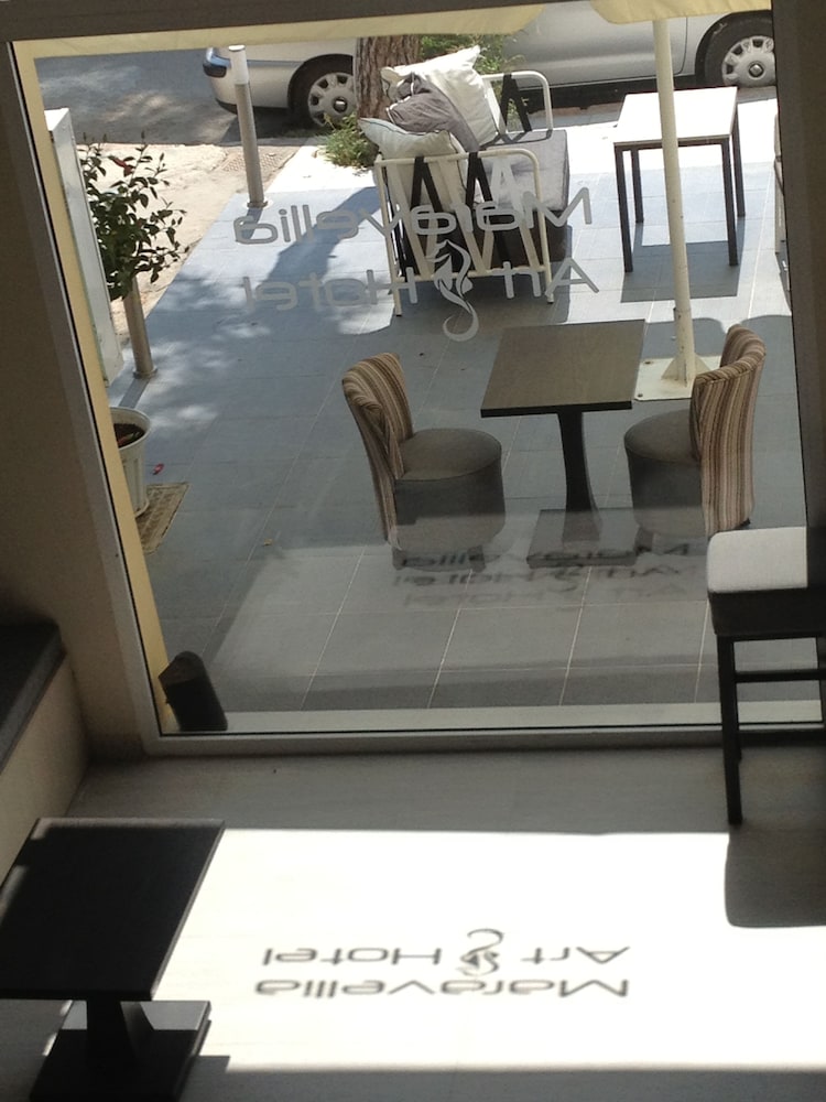 Maravellia Art Hotel - Property Image 10