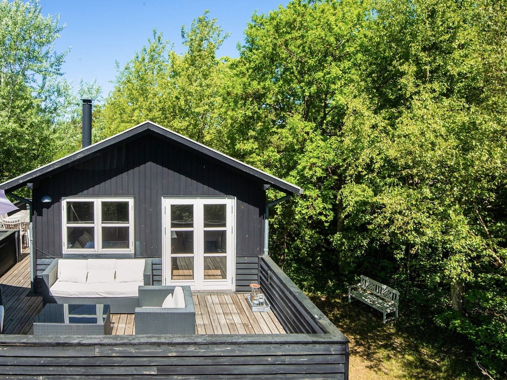 6 Person Holiday Home in Grenaa