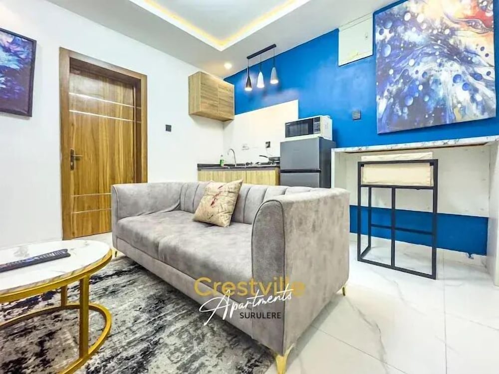 Crestville Apartments