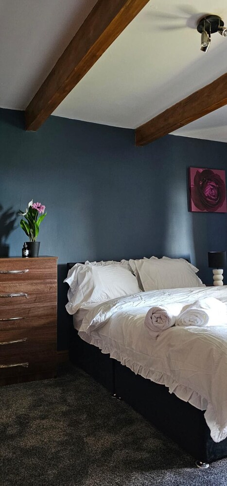 Delightful Space-view Farmhouse Astronauts Lodge