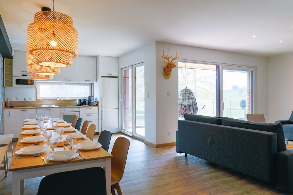 La Maison Devant La Prairie, 写真 44