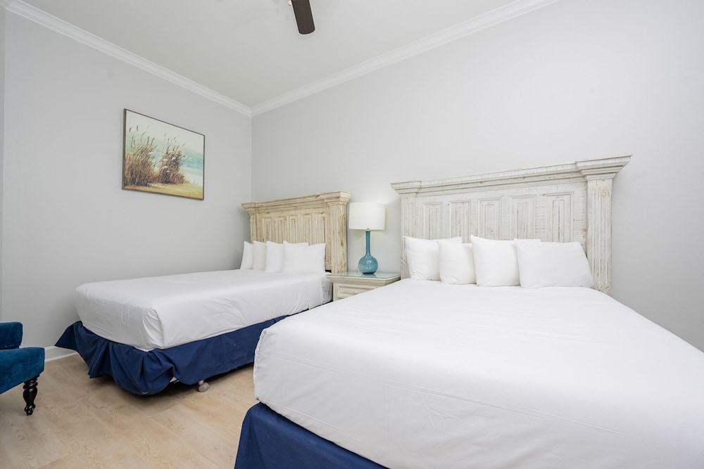 The Oasis 3105 Formerly Phoenix West Ii 3105 3 Bedroom Condo