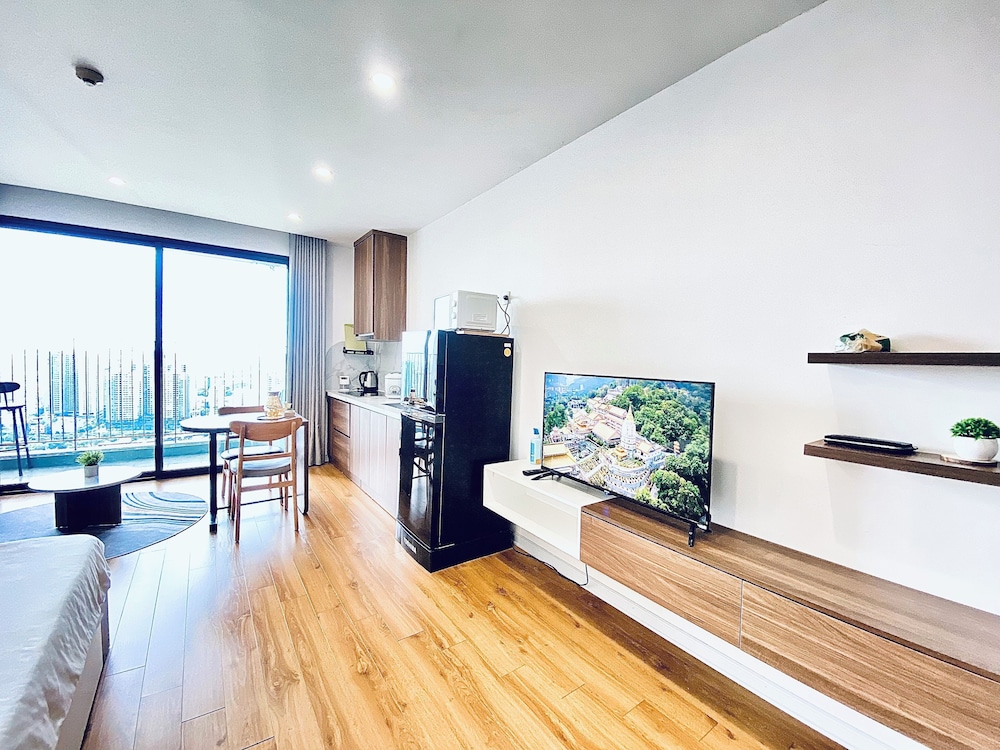 Vinhome D'capitale Service Apartment - Mikage Housing