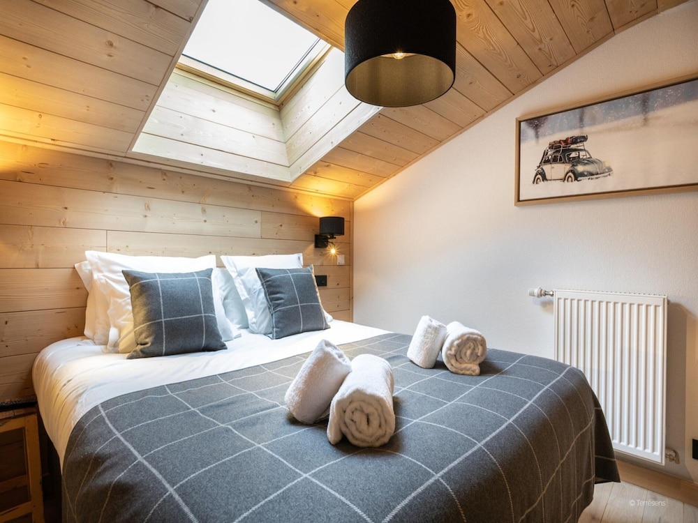 Apartment in Fornelet With Ski-in/ski-out Access