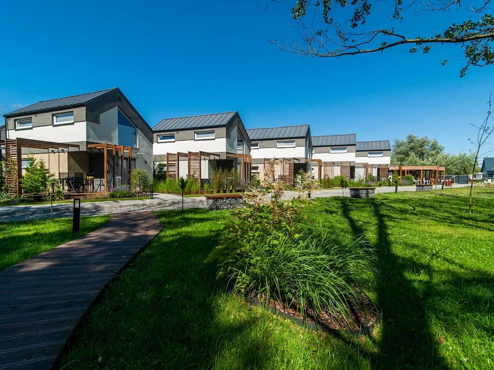 Niechorze Apartment Near Baltic Beach