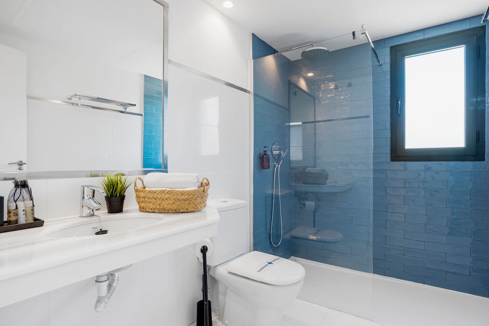 Panoramic Flat in Casares M56
