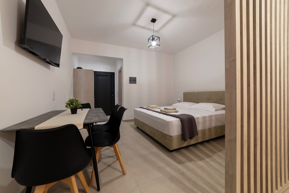 NS Apartments Nydri