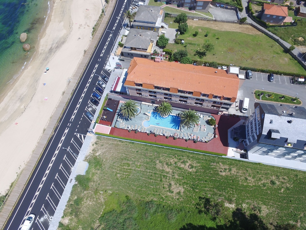 Hotel La Lanzada photo 2