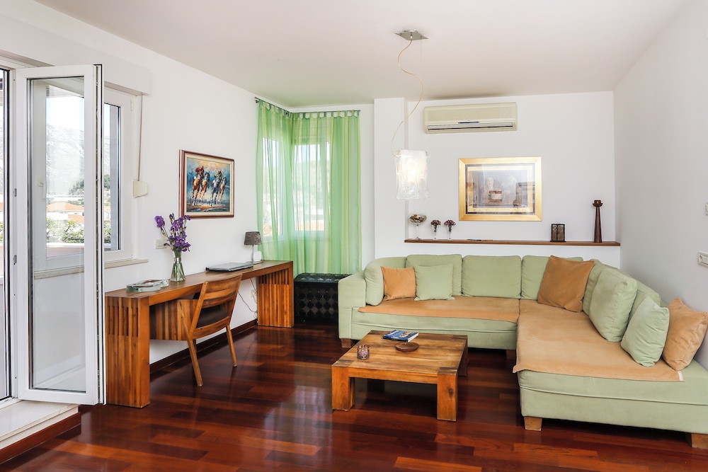 Apartment Alma