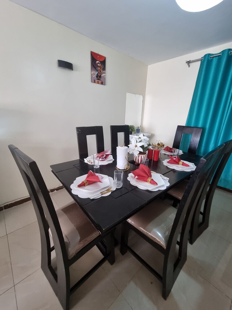 Lux Suites Jacky's Apartments Milimani