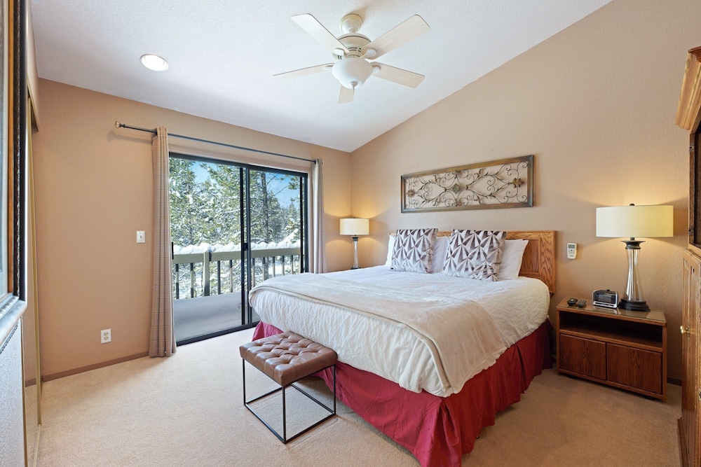 8 Umpqua Ln 4 Bedroom Home