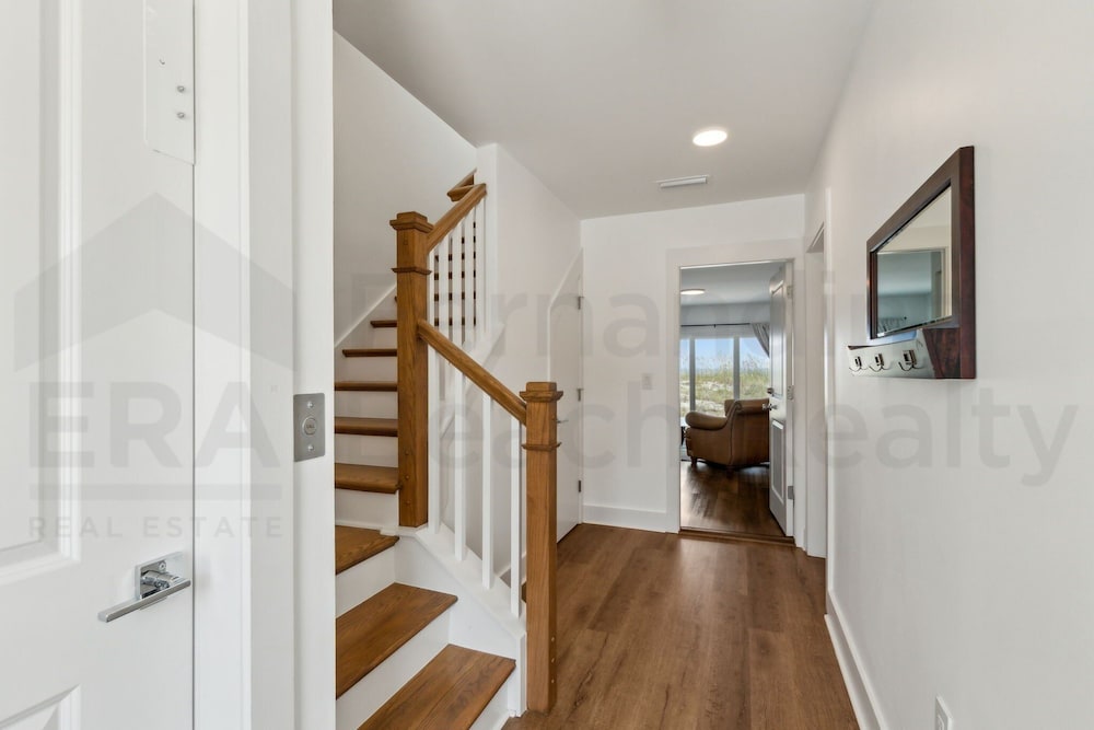 1088 S. Fletcher Ave 5 Bedroom Home