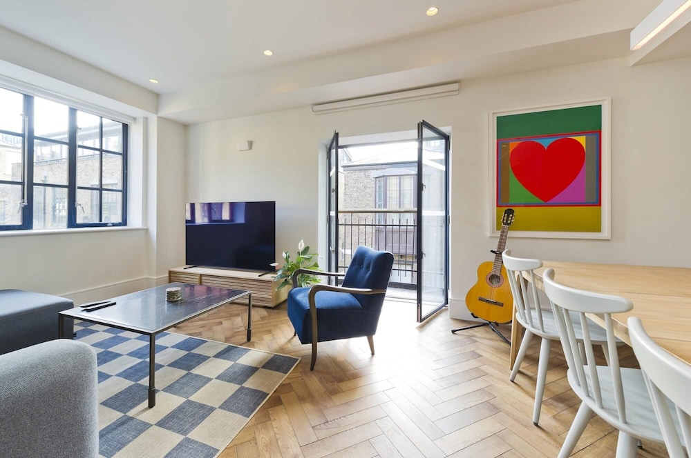 Stylish 2 bed Flat Kings Cross
