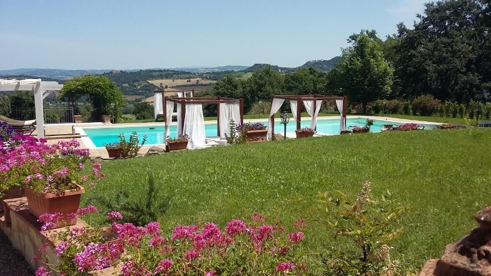 Residenza Collefiorito