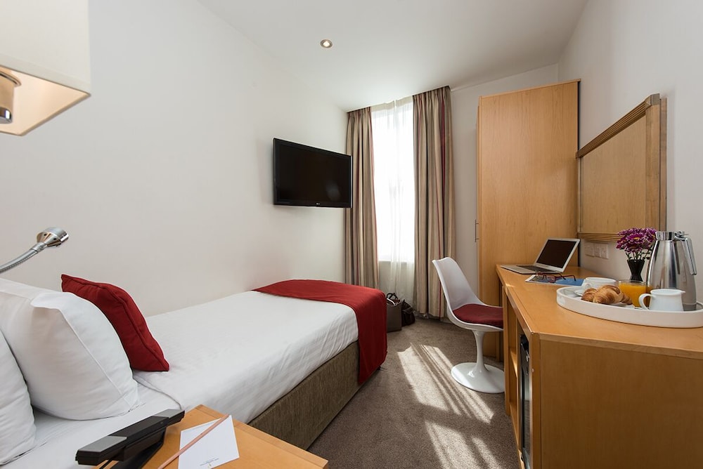 Yak & Yeti Hotel