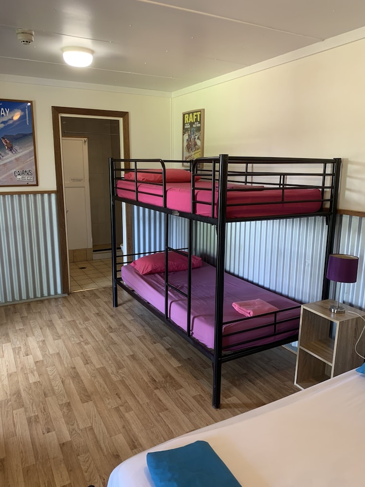 Scottys Mission beach YHA - Hostel
