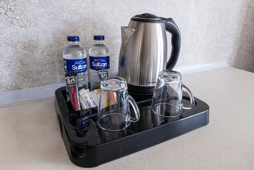 Elits Suits - Image 10