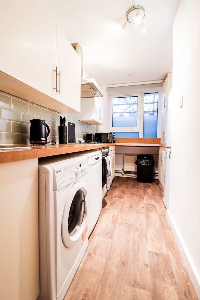 Gorgeous 3 Bedroom Hampstead Property