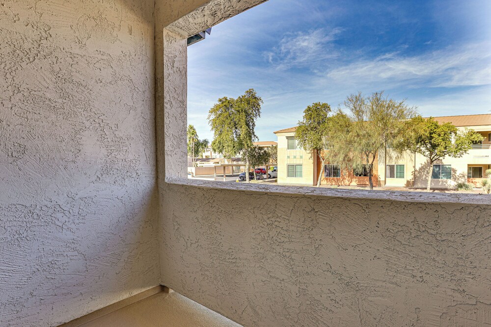 Community Pool & Hiking Trails: Deer Valley Condo