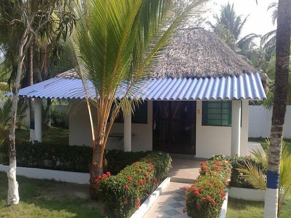 Cabañas Frente a la Playa 010