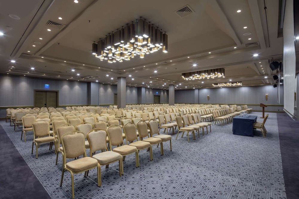 meeting & event spaces