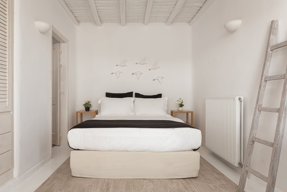 Mykonian Icon Villa