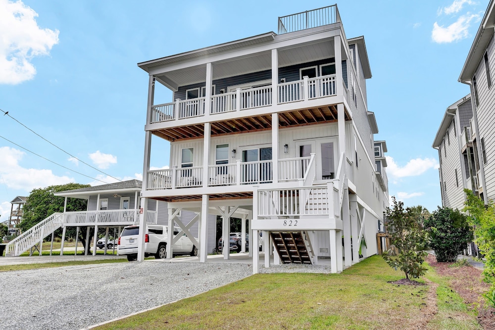 Walk to Beach Pool Ocean View Parking Bunk Beds