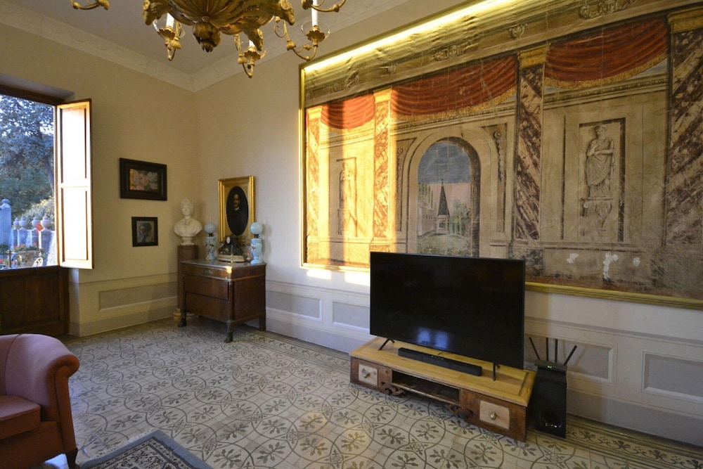 Belvilla by OYO Villa Torreone
