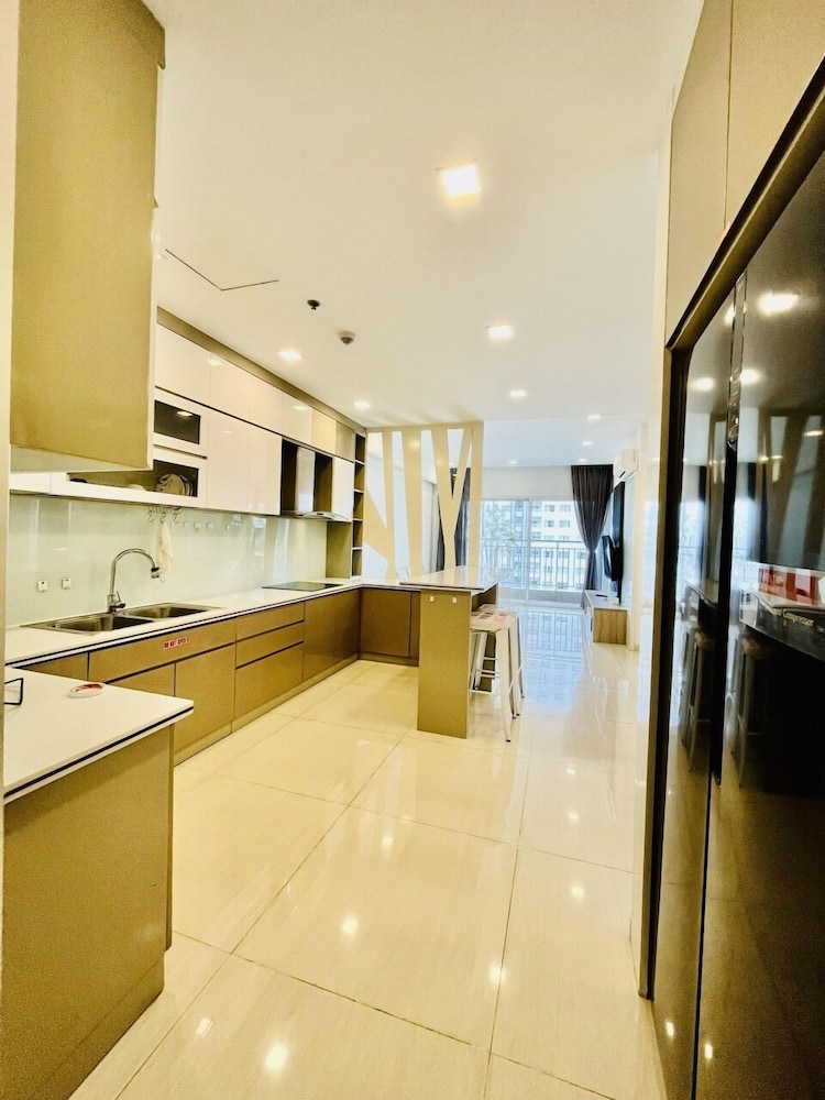 Sunrise City Alm's Luxury Apartment