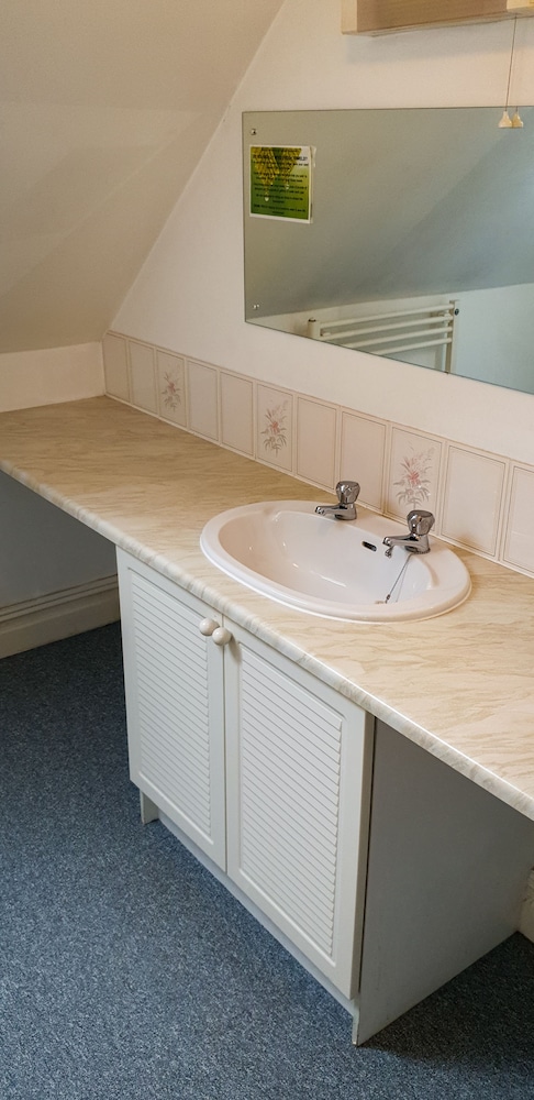 Sandfield Guest House