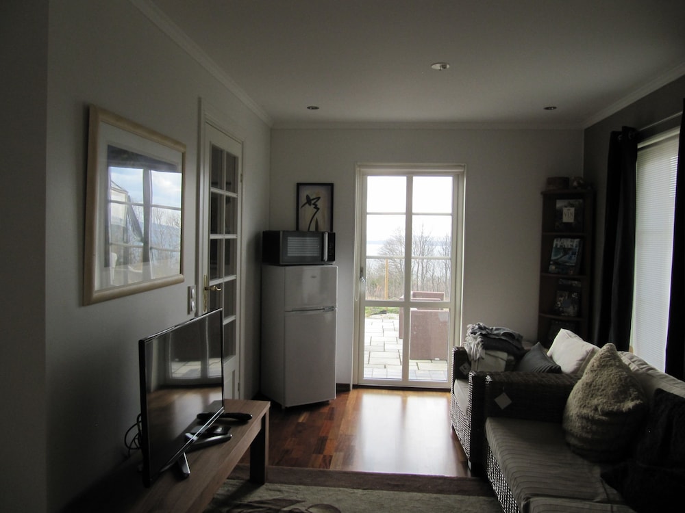 Grenna Hills Guesthouse