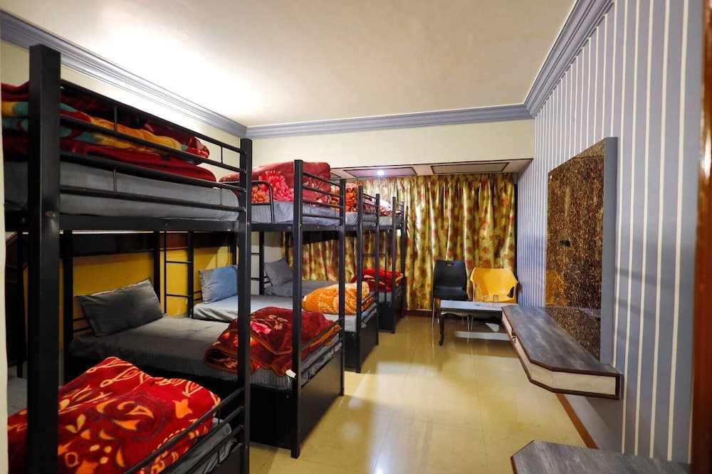 Hotel Sapphire Paradise