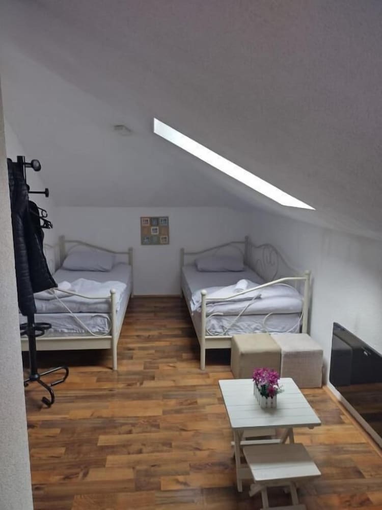 Rooms Center Ensuite