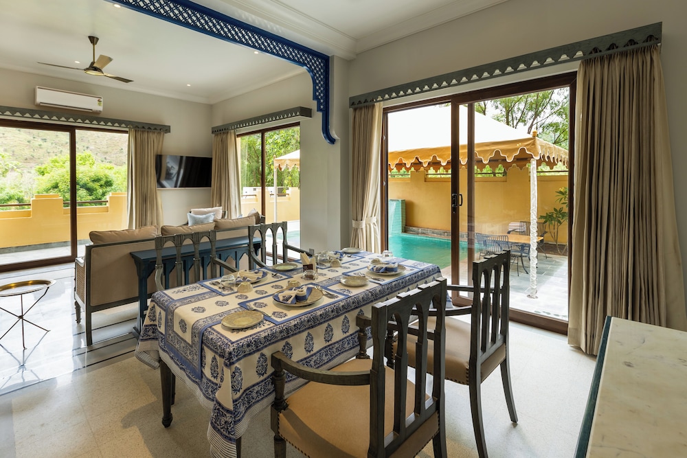 DEV BAGH LUXURIOUS PRIVATE SUITES