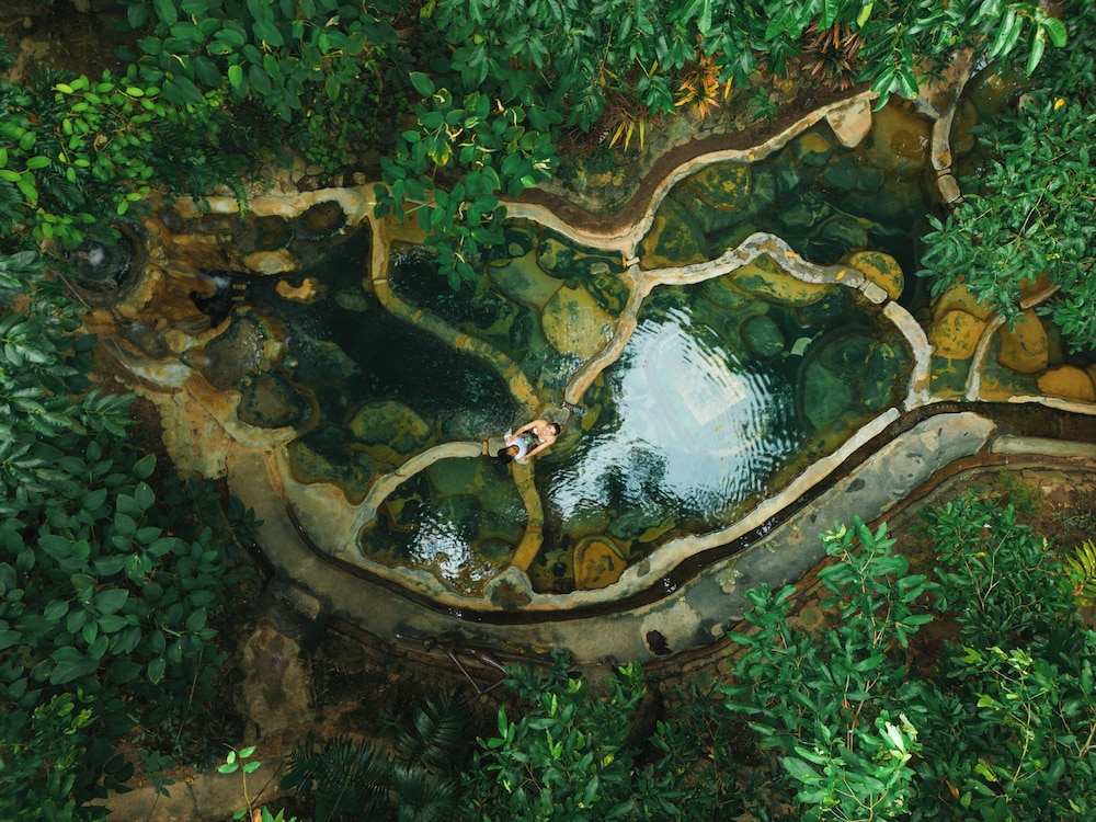 Wareerak Hot Spring & Wellness