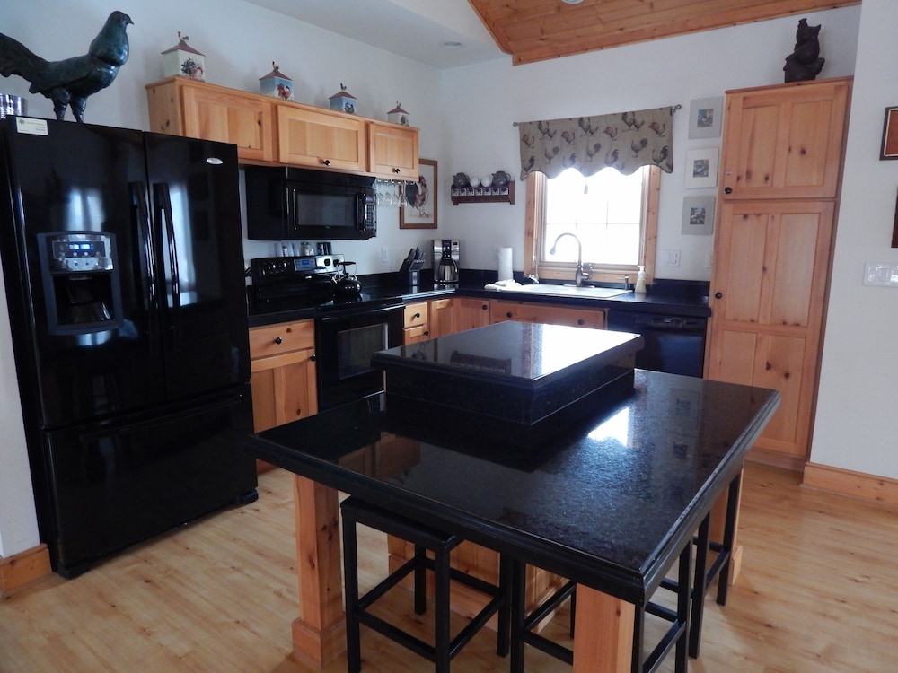 Galena Vacations - House on Lookout Trace - Property Image 12