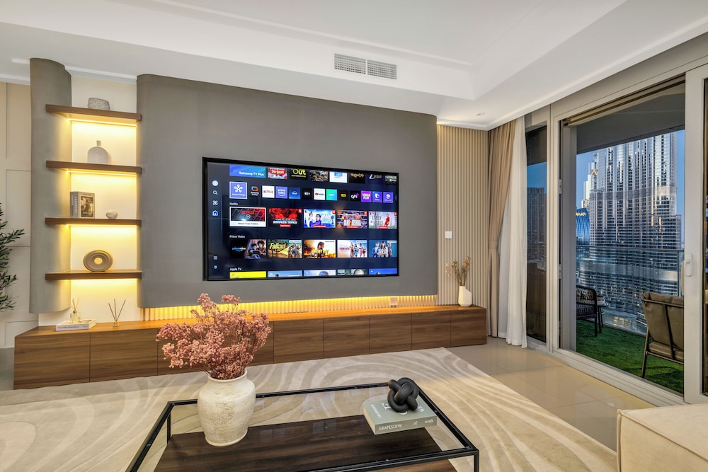 Roomszy Residences - Opera Grand