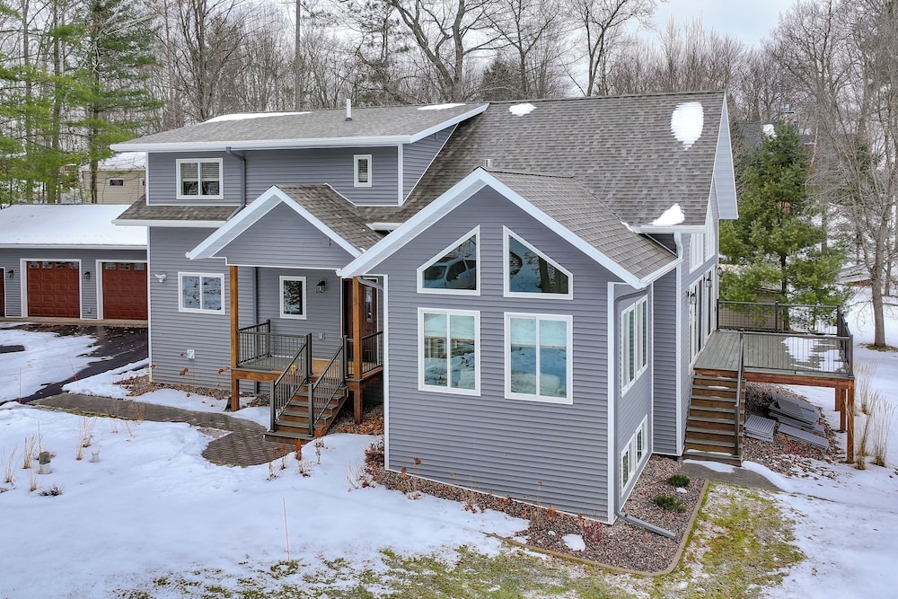 Lakefront Rhinelander Cottage w/ Private Dock! view 3