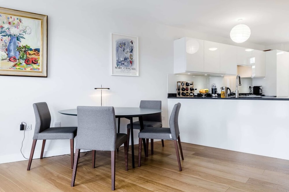 Bright 2 Bedroom Marylebone Flat Near the Tube