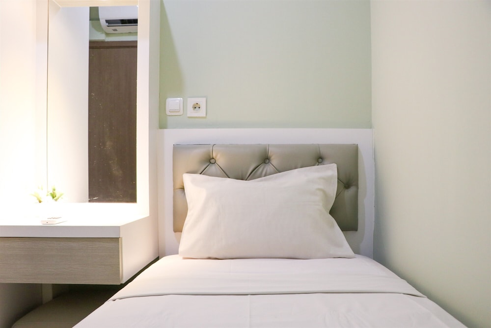 Spacious and Good 2BR at Podomoro Golf View Apartment