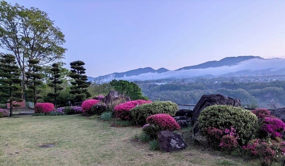 nunobikionsen komoro