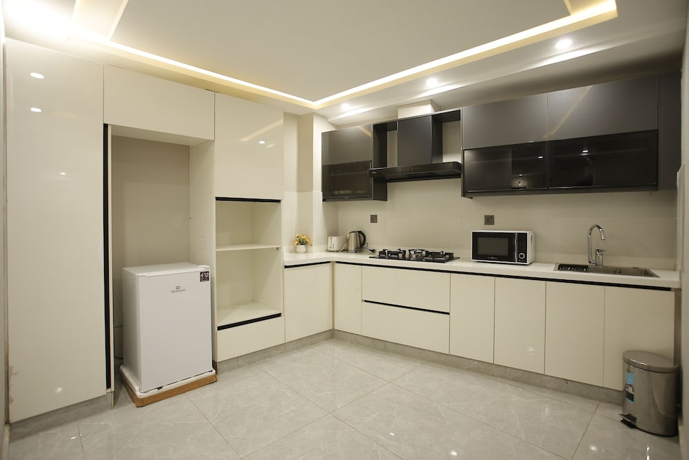 ZAR Luxury Suites Murree